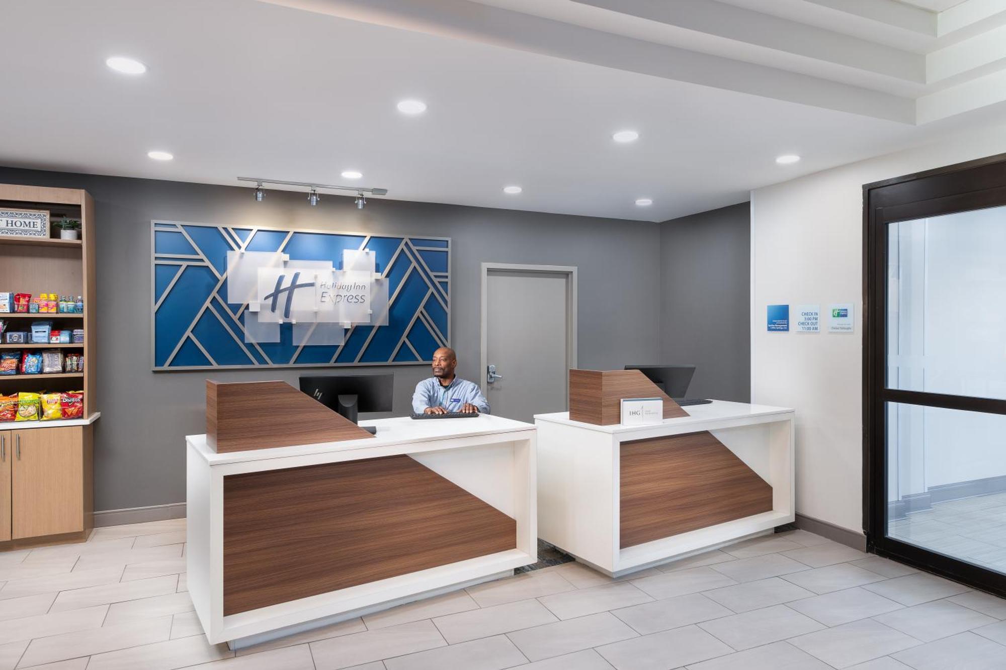 Holiday Inn Express Atlanta West - Theme Park Area By Ihg Lithia Springs Exterior foto