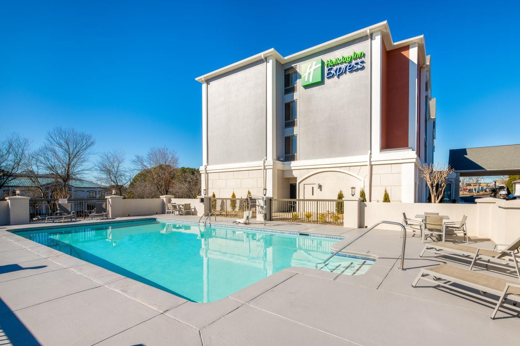 Holiday Inn Express Atlanta West - Theme Park Area By Ihg Lithia Springs Exterior foto